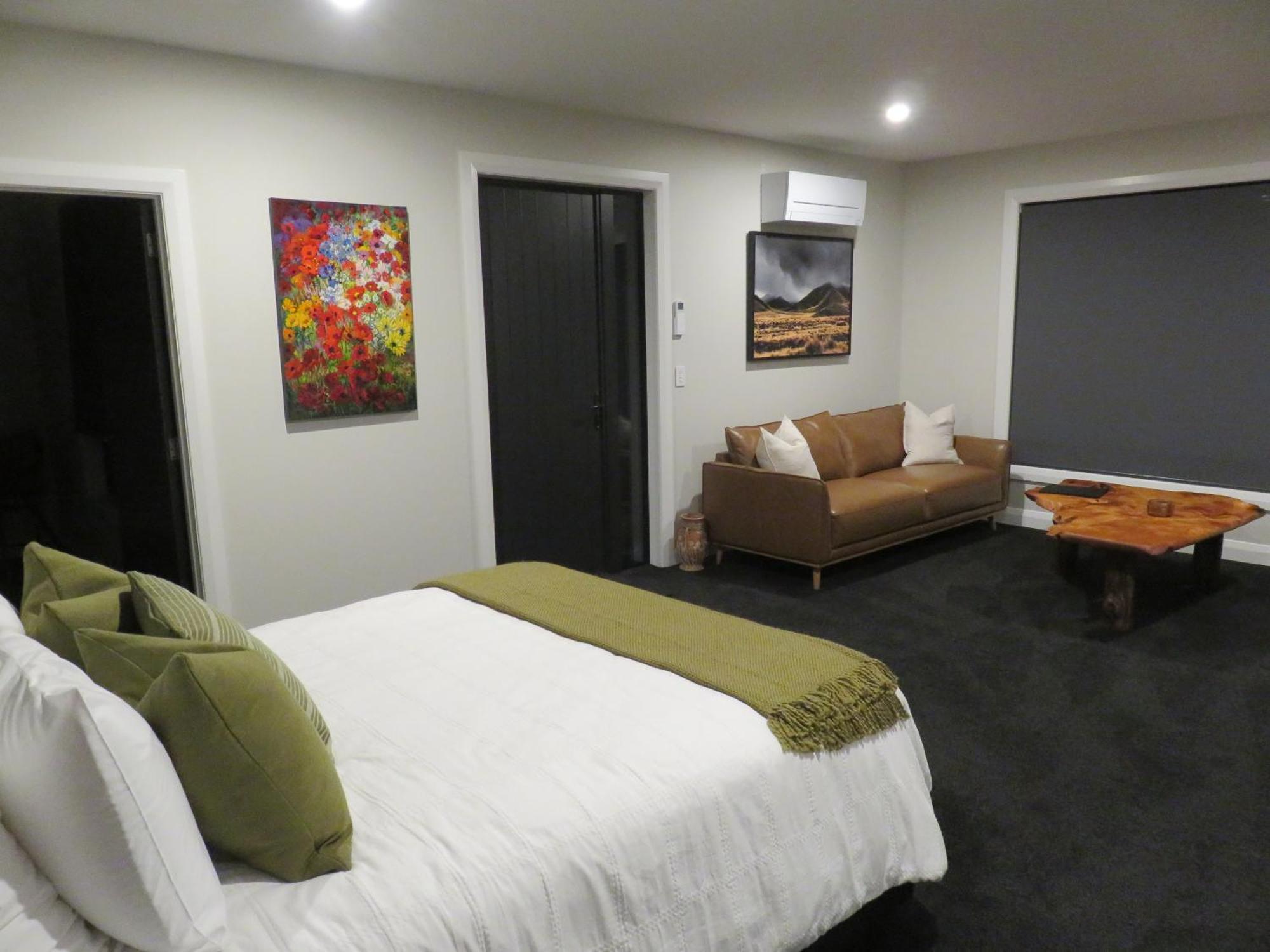 Broadwater Farm Accommodation Miranda Ngoại thất bức ảnh